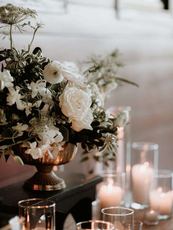 beautiful wedding floral centerpiece for a wedding table setting